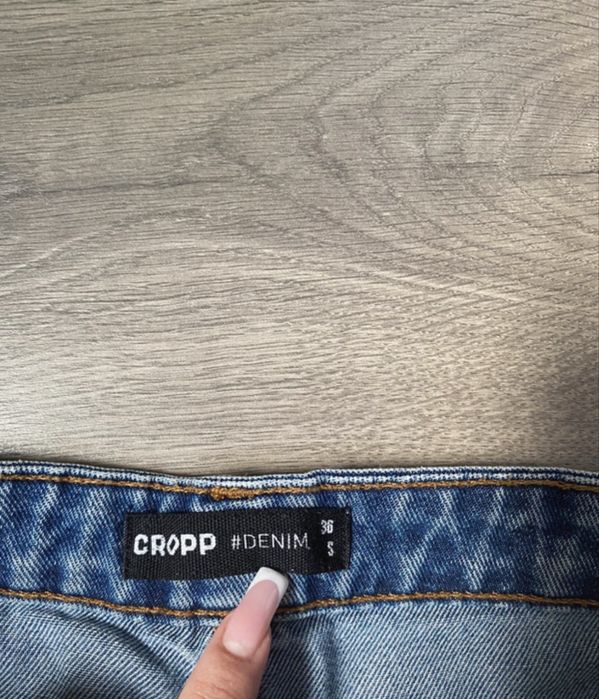 Damskie spodnie mom jeans 36