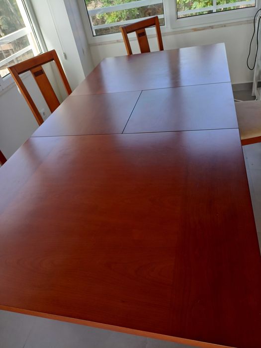 Mesa de jantar em madeira  com 6 cadeiras64752271413890122