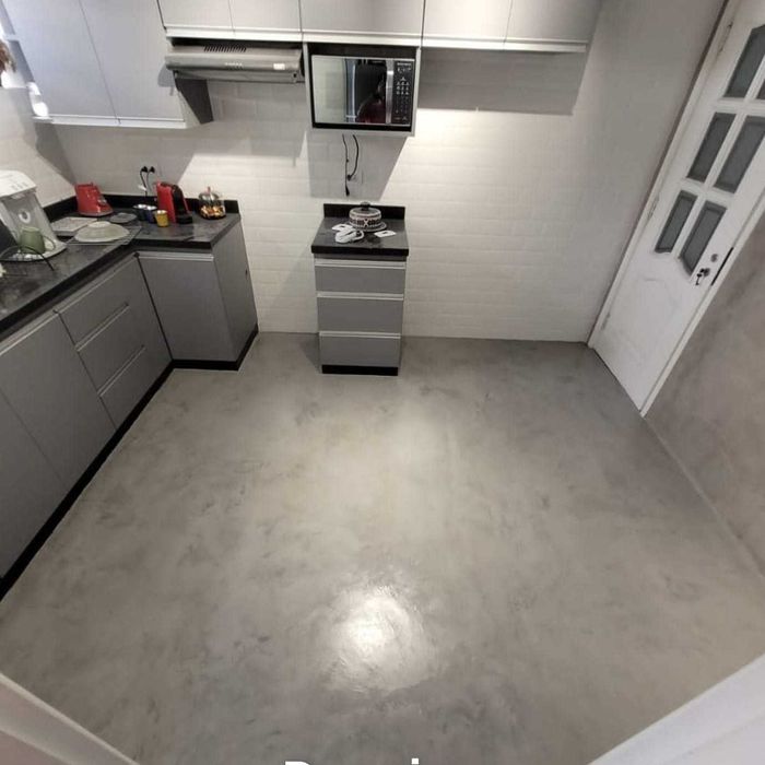 ACABAMENTOS EM MICROCIMENTO