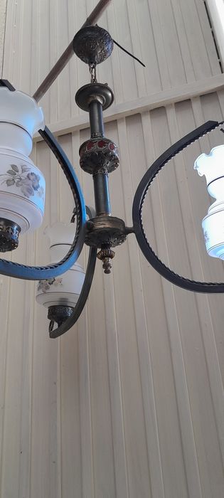 Candeeiro antigo de teto