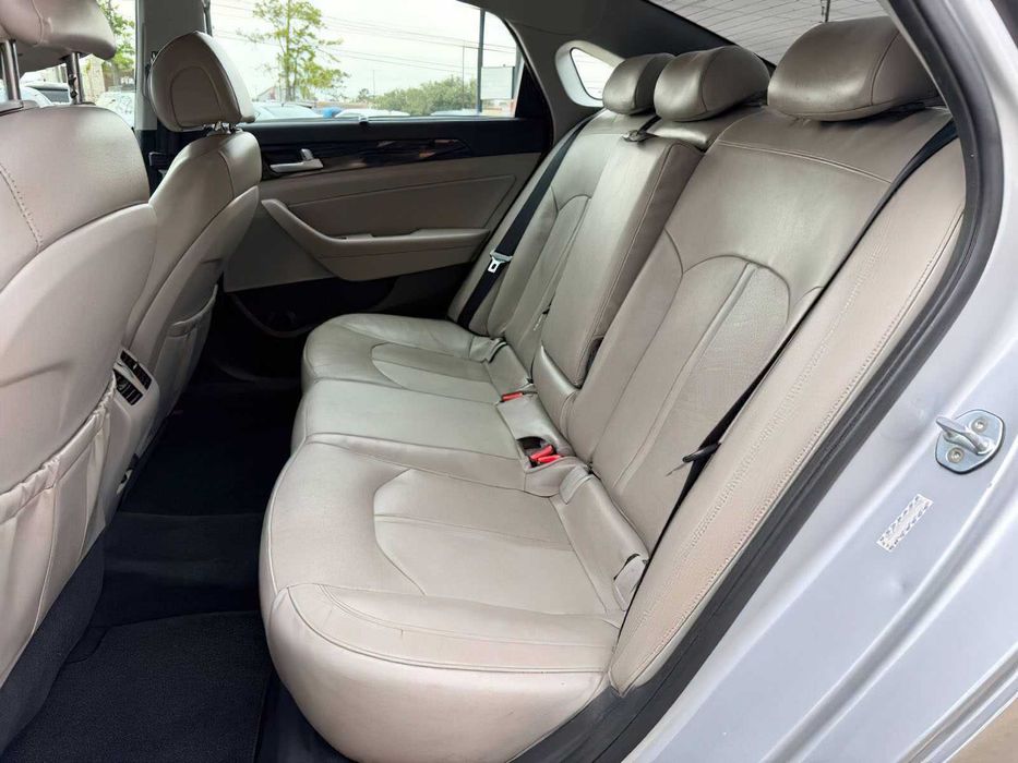 Hyundai Sonata Limited      2017
