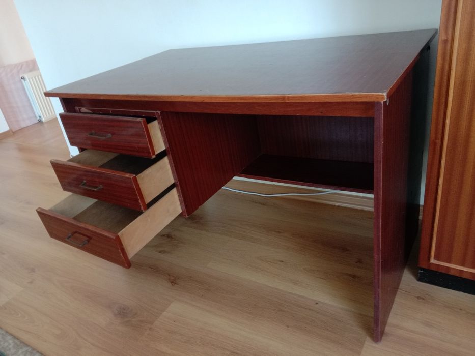 Стол пісьмовий бу