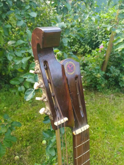 Gitara 10 strunowa, kopia Levin, Nya Musikinstrumentfabriken Göteborg.