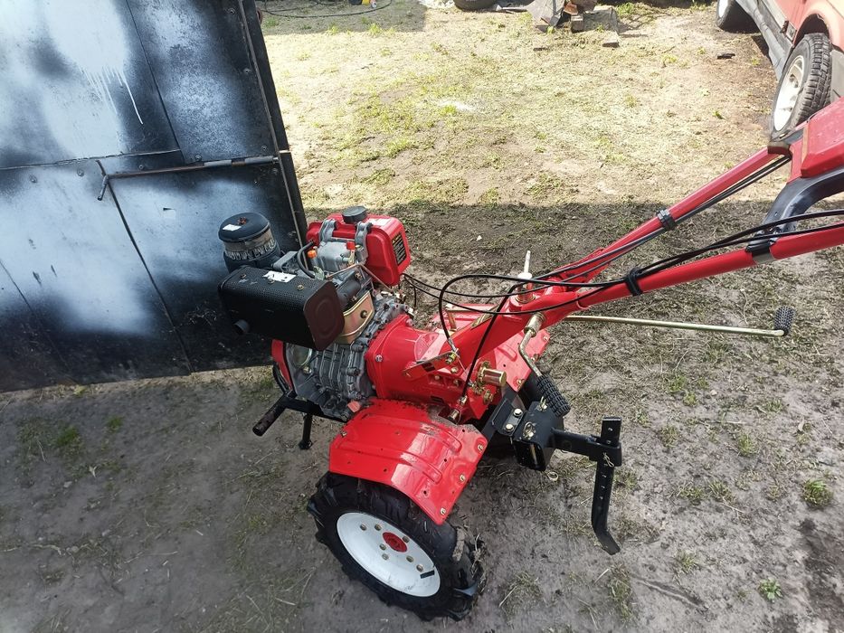 Продам мотоблок 26000