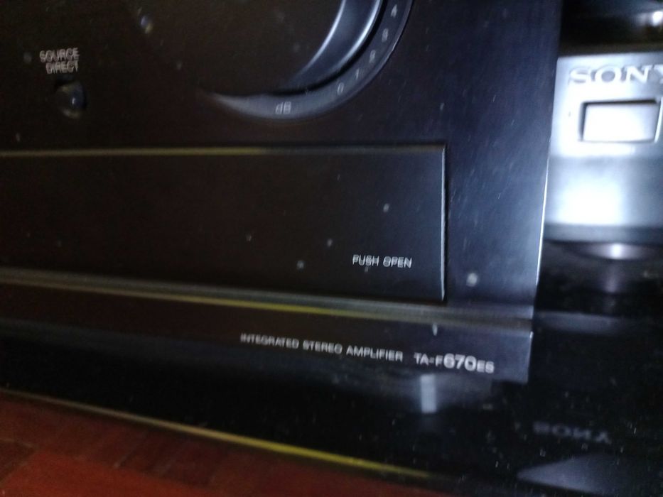 Amplificador Sony F670ES