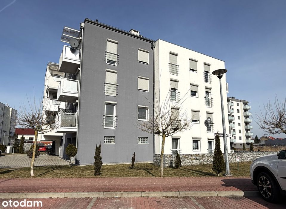 Wyjątkowy lokal w Jarocinie,1 piętro, umeblowany! Piwnica m.postojowe