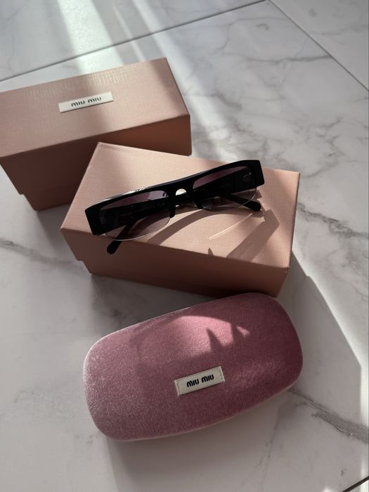 трендові окуляри miu