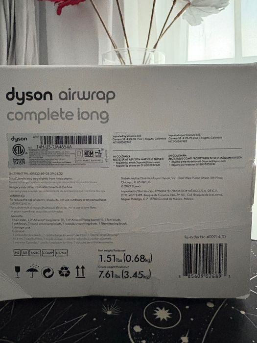 Dyson airwrap Стайлер , відмінний стан , повний комплект