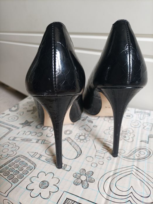 Casu 40 szpilki wężowa eco skóra buty czółenka