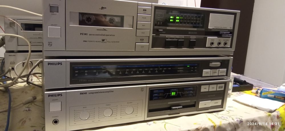 Wieża Philips FA-141 + FC-141 + FT-141