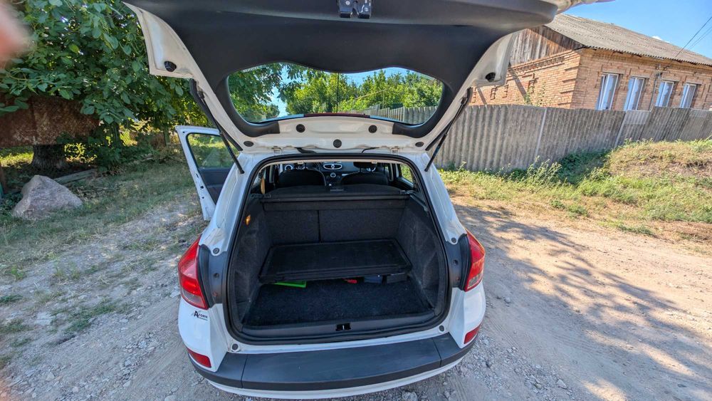 Продам авто Renault Clio універсал 2008р