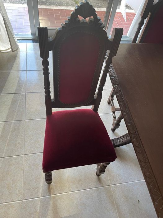 Móvel + mesa + 6 cadeiras sala jantar