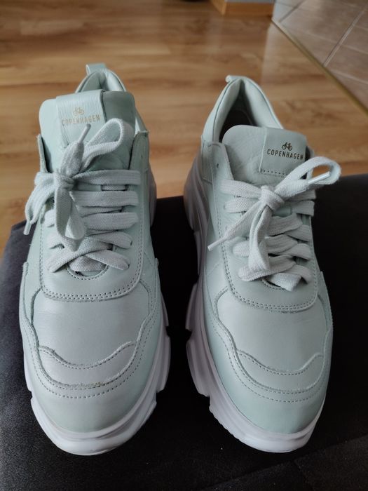 Buty skórzane sneakersy miętowe włoskie 38