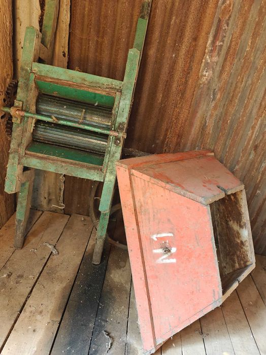 Máquina de esmagar uvas - vinho