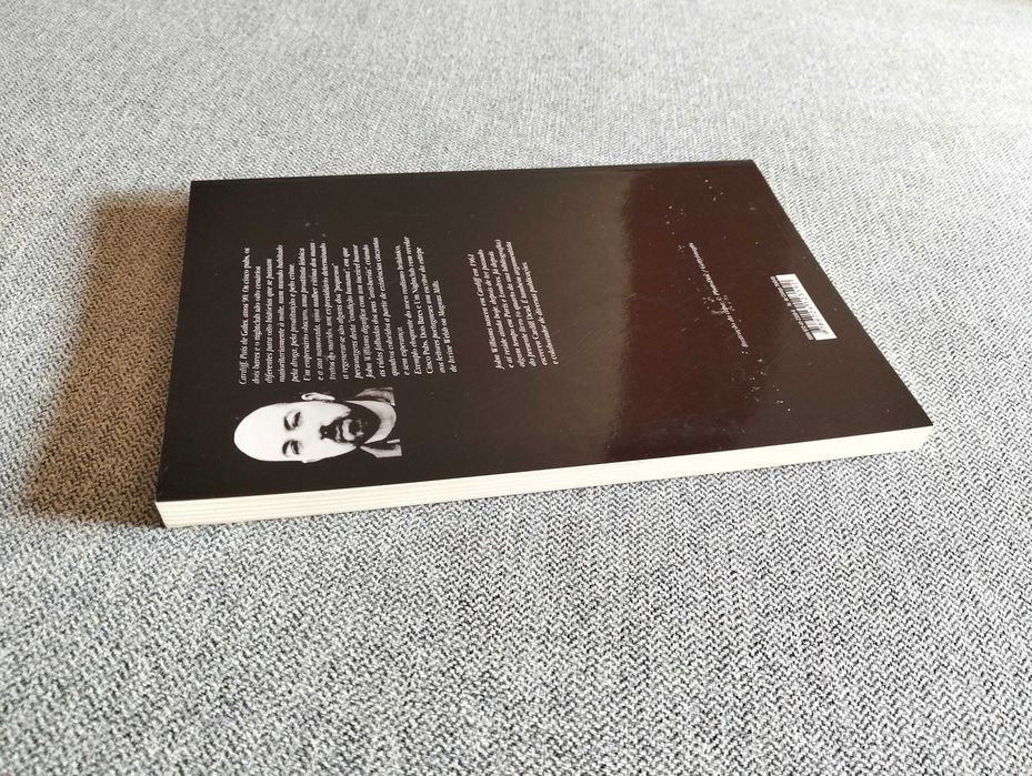 Livro "Cinco pubs, dois bares e um nightclub" de John Williams