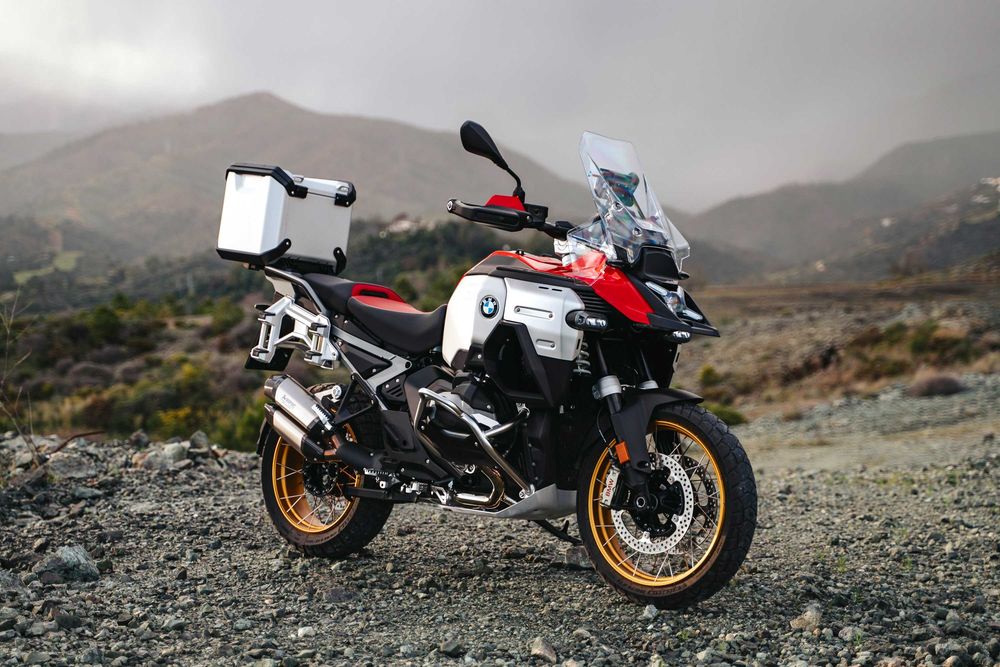 BMW 1300 GS Adventure [2025] - Wypożyczalnia Motocykli Warszawa | Rent Motorcycle Warsaw