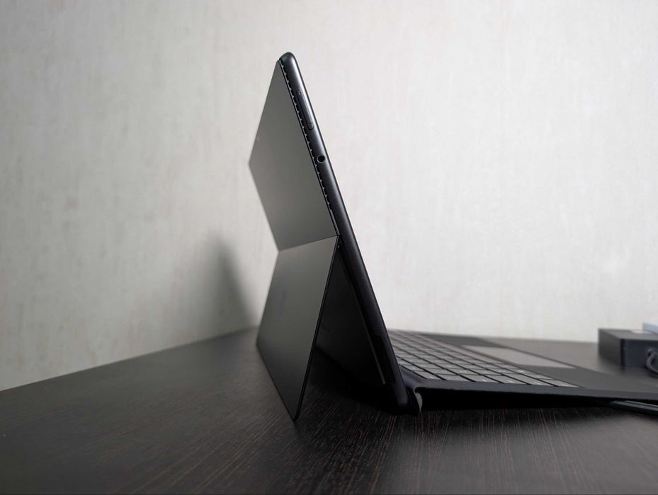 Microsoft Surface Pro 8 16/512gb Intel i7-1185g7