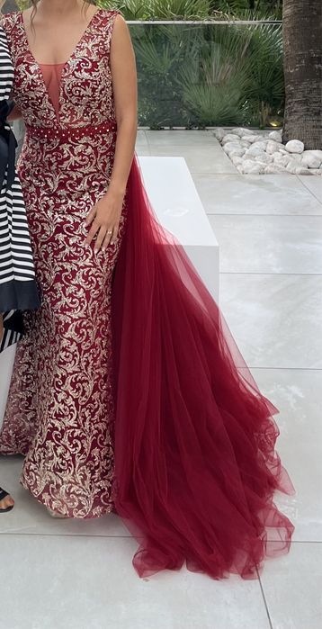 Vestido de cerimonia de luxo