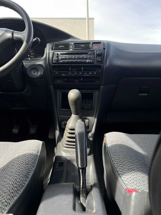 Toyota Corolla Sedan 1.3 Gasolina