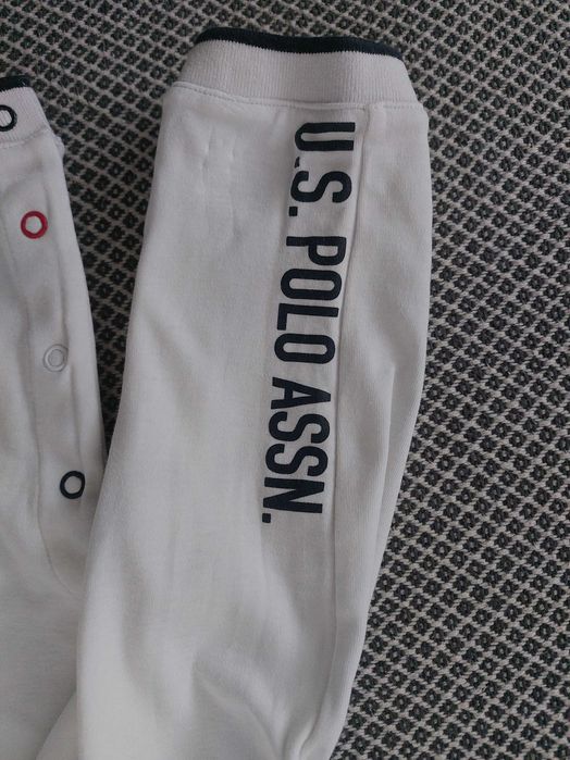 Pajacyk U.S Polo ASSN. rozm. 74-80 (9-12miesiecy)
