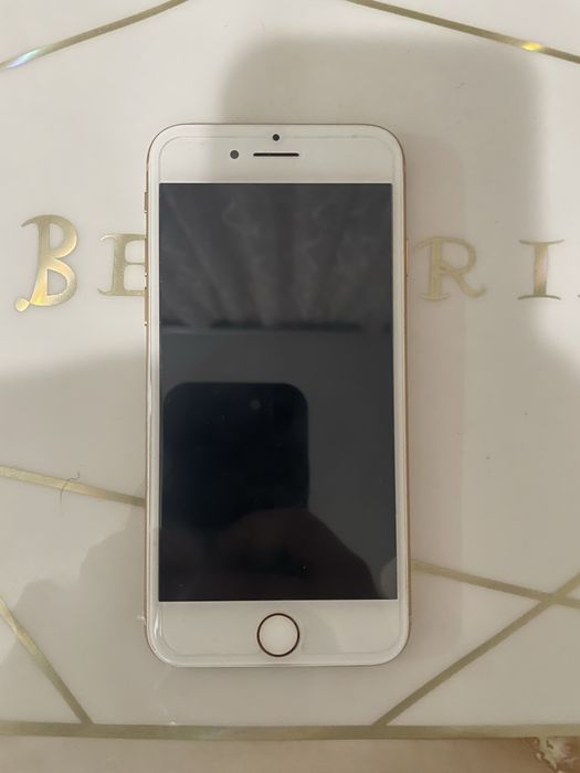 Продам Iphone 8 64 GB в робочому стані