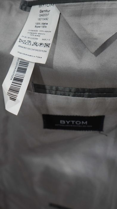 Garnitur Bytom 100's Rozmiar 182/104/92 Kolor Szary