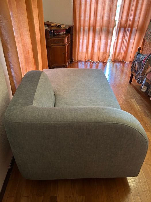 Sofa chaise longue novo