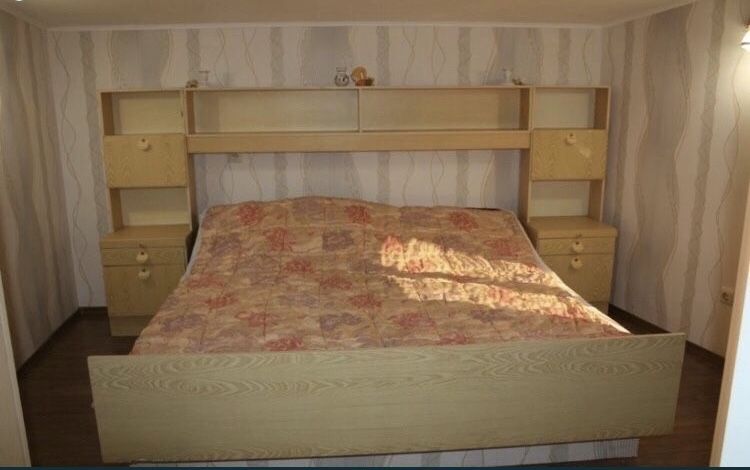 Будинок (НОМЕРА) поряд КУРОРТ