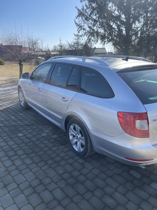 Продам  Skoda Superb 2