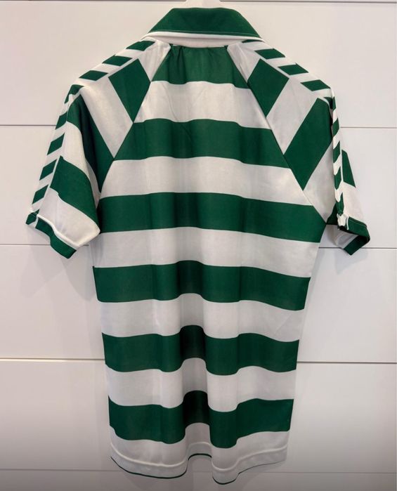 Sporting vintage hummel