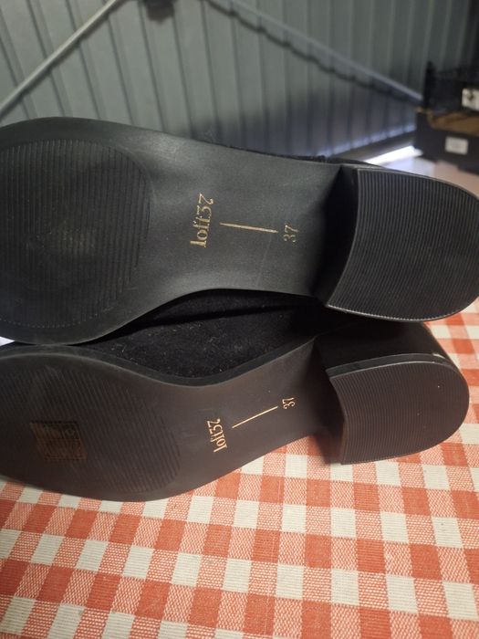 Botki damskie zamszowe 37