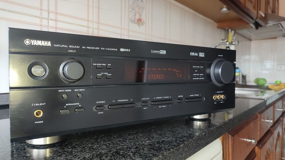 Amplificador Yamaha RX-V440RDS