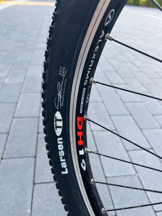 Гірський велосипед Comanche Team LF3 Disc (рама 17" колеса 26")