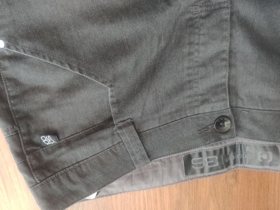 Krótkie spodenki męskie Cropp