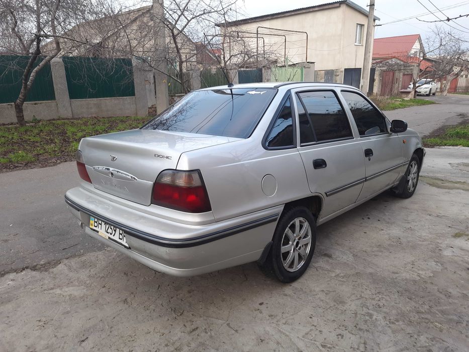 Продам Daewoo Nexia в нормальном состоянии
