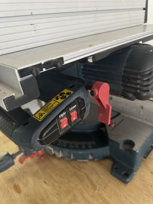 Piła BOSCH gtm 12JL