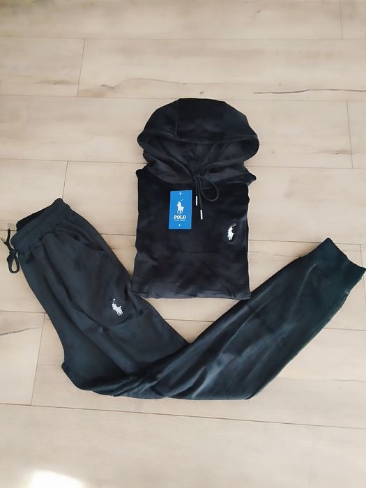 Komplet damski dresowy modele