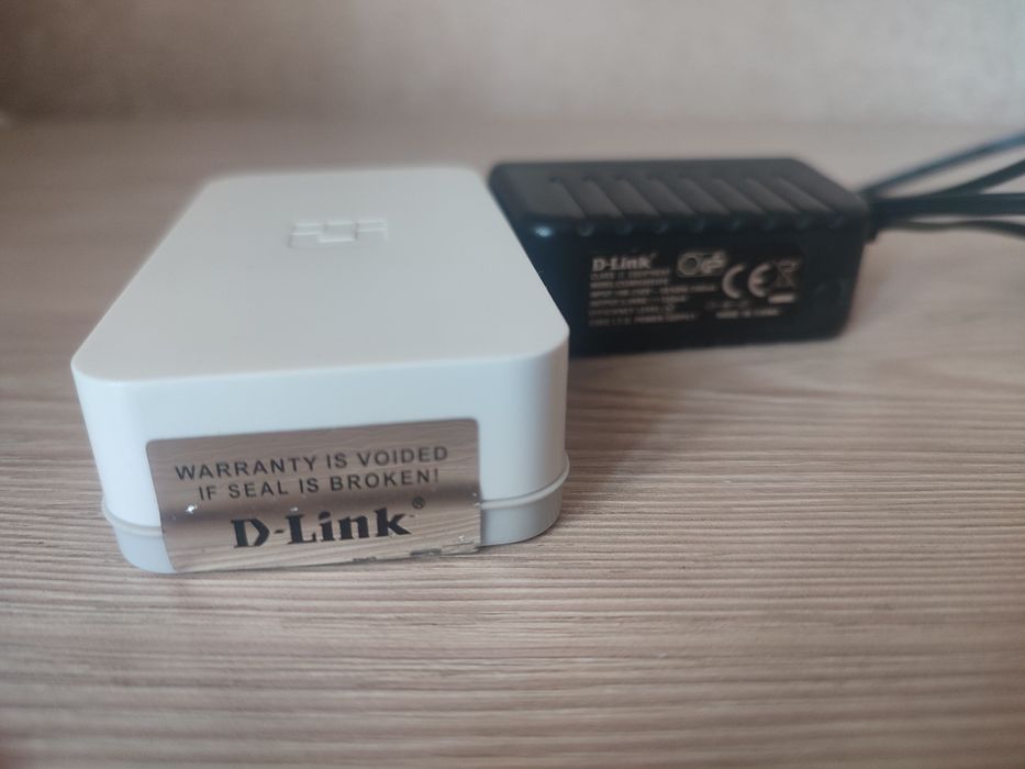 Сетевой коммутатор (мережевий комутатор) D-Link  DES 1005А