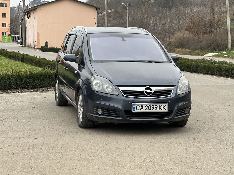 Opel Zafira 1.9 автомат