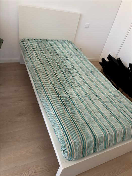 Cama solteiro IKEA MALM branca + colchão + estrado + 2 gavetões