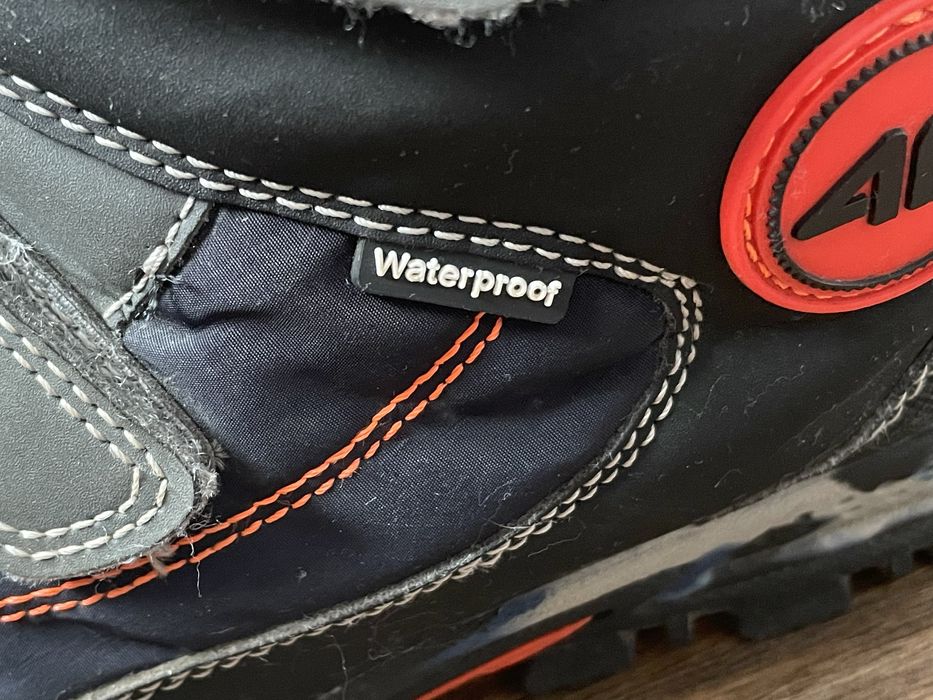 Kozaki dla chlopca 4f  roz.36 używane