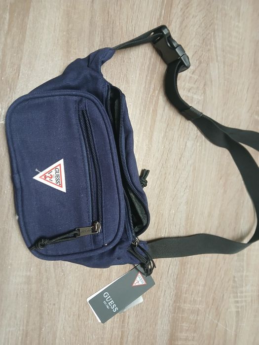 Bolsa cintura Guess novas com etiqueta