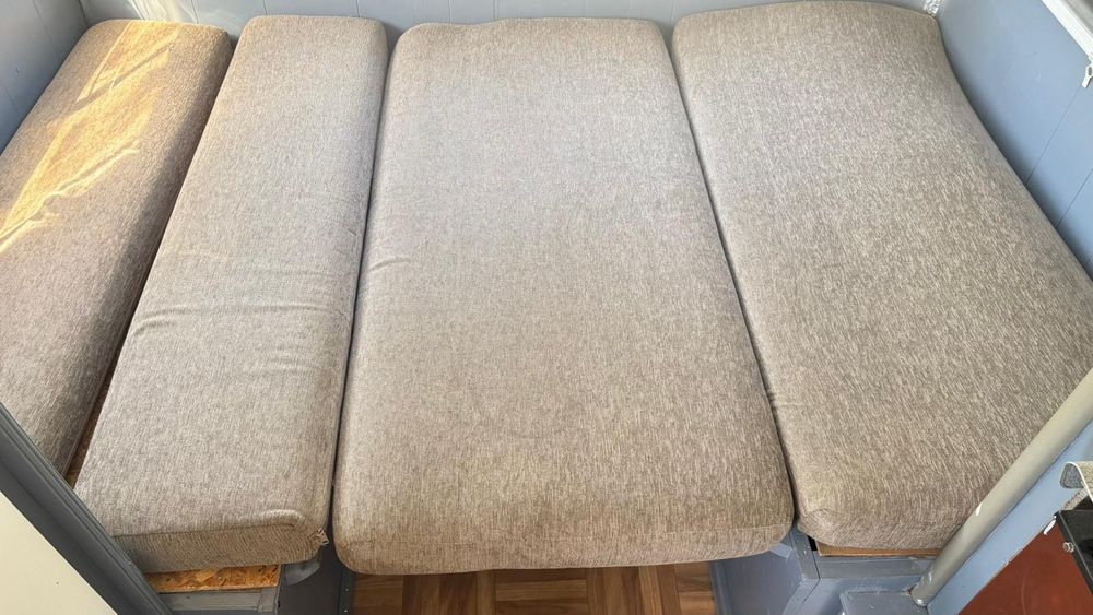 Vende se autocaravana