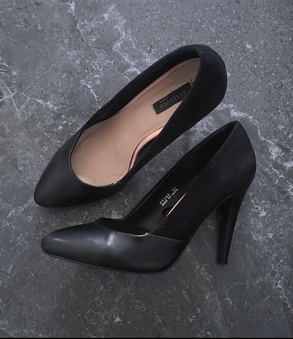 Buty na szpilce. Reserved. 37