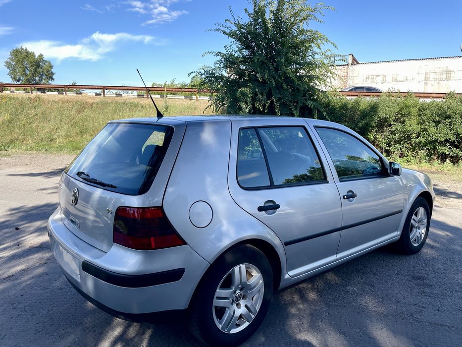 Продам Golf 4 1.6