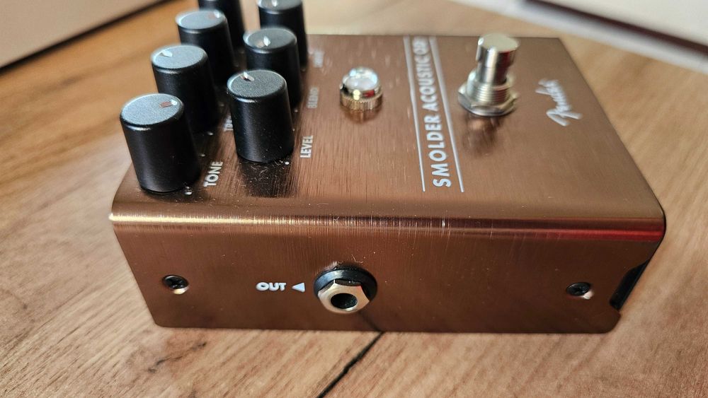 Fender SMOLDER ACOUSTIC OD アコギ用オーバードライブ Amazon.com: Fender Smolder Acoustic Overdrive Pedal