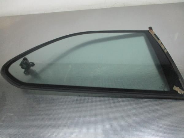 Vidro do painel trás direito BMW 3 Compact (E36)