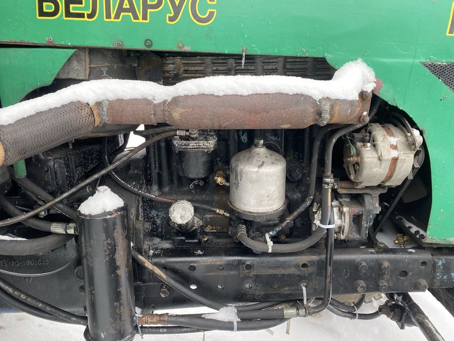 Трактор мтз 80.