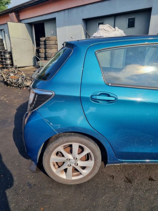 TOYOTA YARIS III 11-14 2013 r. HYBRYDA LAKIER 788 ĆWIARTKA PRAWY TYŁ PT