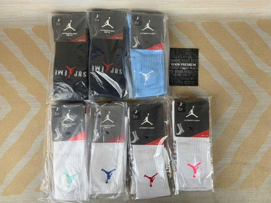 Meias de marca excelente produto